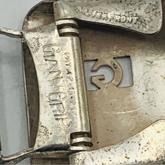 Vintage Giant Grip Silverfront Belt Buckle – Monogram “G” – Silver-Plated - Picture 6 of 9